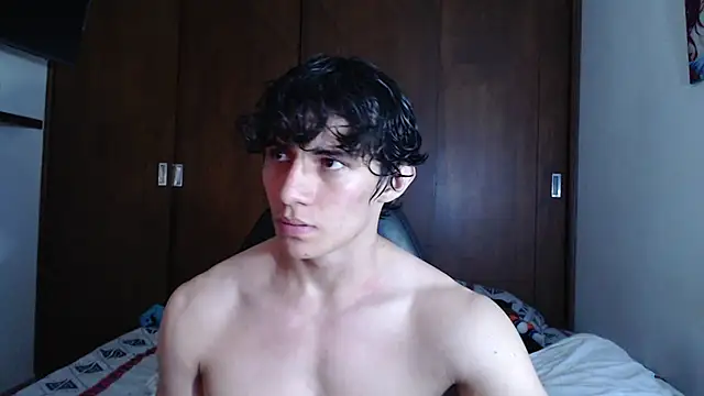 aresholland online show from February 2025 02:51:02 AM