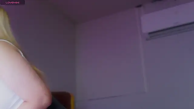 laybunny1 online show from March 2026 05:42:02 PM