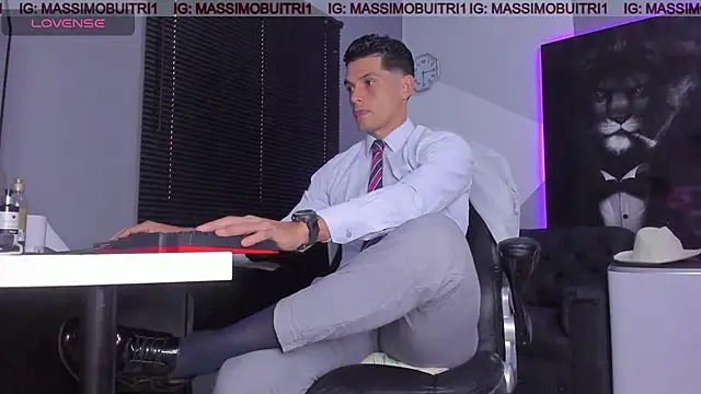 massimo g online show from October 2025 10:34:02 PM