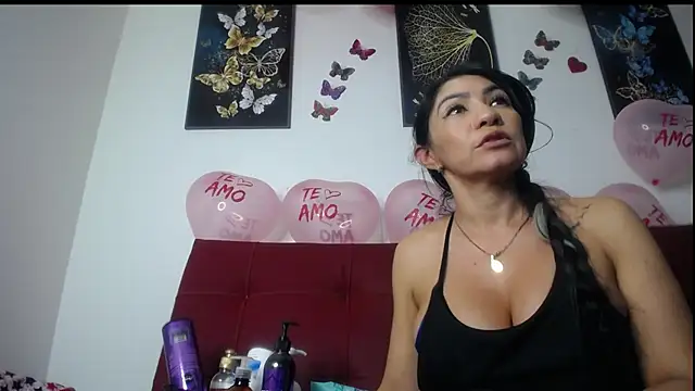 Snapshot of luzcastillo07 chatting on February 2025 12:03:01 AM luzcastillo07 online show from February 2025 12:03:01 AM