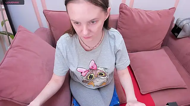 JannaVerdi  online show from September 2025 06:28:02 AM