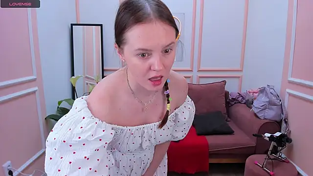 JannaVerdi  online show from February 2026 06:50:01 AM