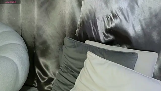 moniqque online show from March 2025 10:59:02 AM