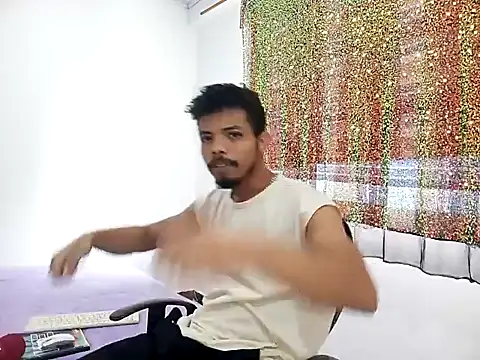 danidiazto2023 online show from February 2025 05:40:01 PM