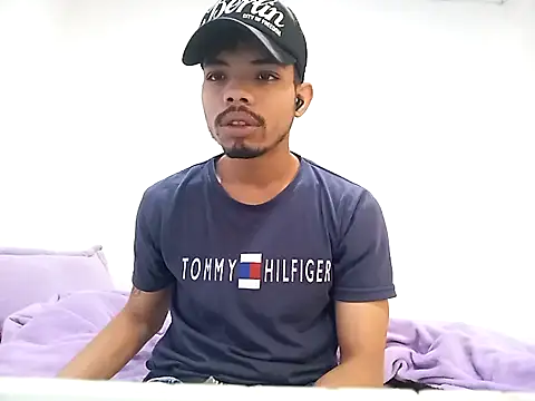 danidiazto2023 online show from March 2025 04:52:02 PM