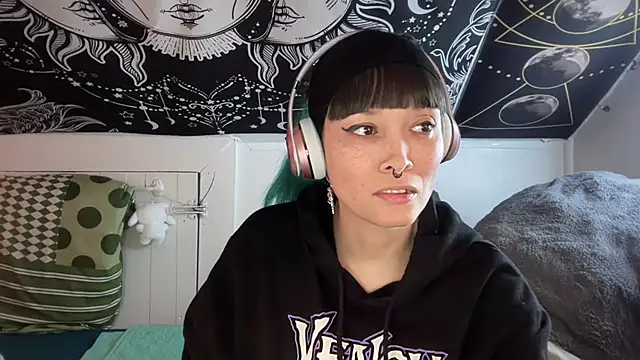 FRRANNKIE online show from February 2025 10:17:02 AM