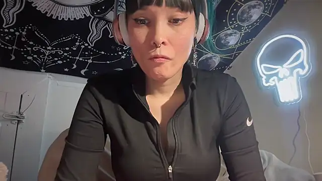 FRRANNKIE online show from February 2025 03:40:01 PM