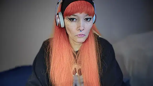 FRRANNKIE online show from October 2025 04:46:01 PM