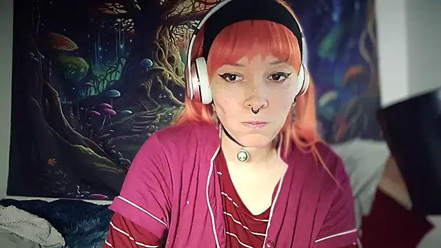 FRRANNKIE online show from November 2025 01:38:01 AM