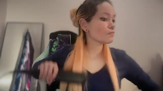 FRRANNKIE online show from February 2026 05:24:01 PM