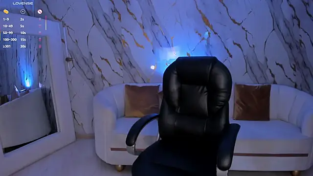 DannaCruz online show from January 2026 07:04:02 PM