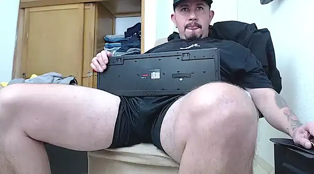 Snapshot of tattoodark_25 chatting on March 2025 12:04:02 AM tattoodark 25 online show from March 2025 12:04:02 AM