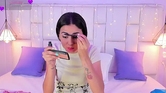 SarahSophia  online show from January 2025 11:32:01 AM