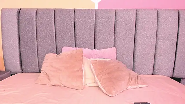 samantha stan online show from October 2025 01:28:02 PM