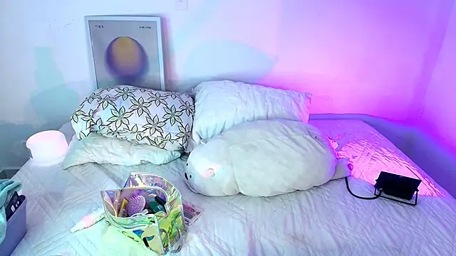 AmyOlimpo online show from April 2026 08:50:01 PM