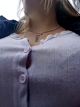 Misscata1106 online show from April 2026 06:12:02 PM