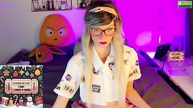 Kittychatte online show from November 2025 09:06:02 PM