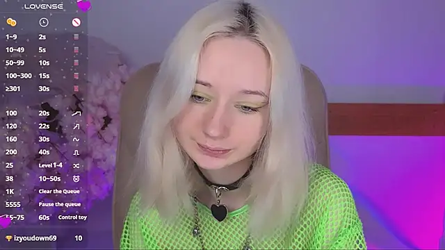 Katia Kim online show from December 2025 06:19:02 AM