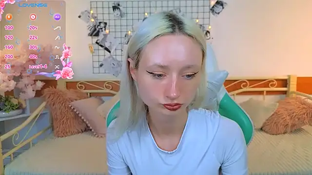 Katia Kim online show from March 2026 06:41:03 AM