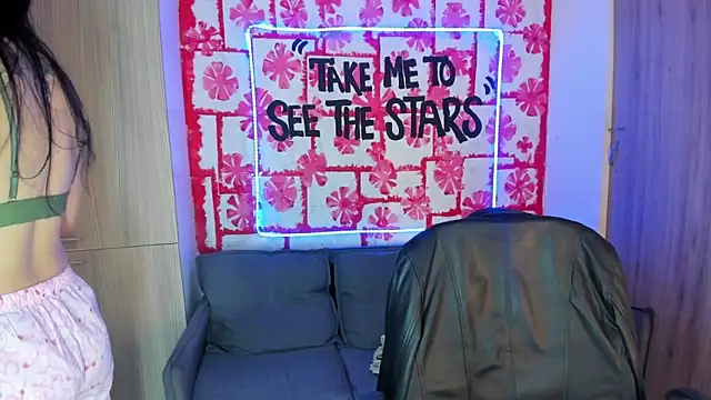 Mhelanny2 online show from February 2025 11:26:02 PM