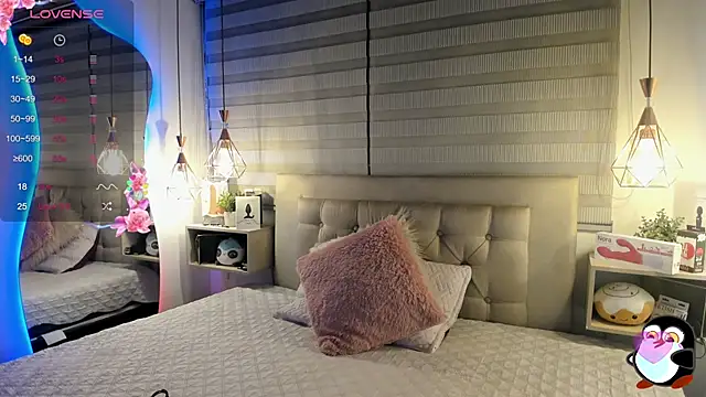 cristal  hot 1 online show from October 2025 05:15:02 AM