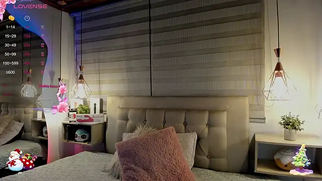 cristal  hot 1 online show from November 2025 04:44:02 AM