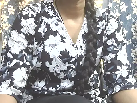 Supriya201 online show from January 2026 01:26:01 PM