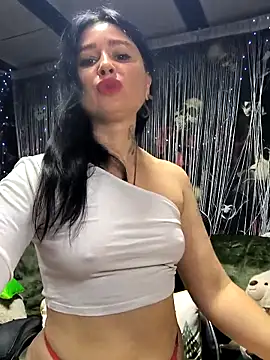 KikiXRed online show from February 2026 04:51:02 AM