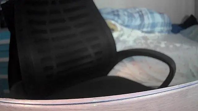 michele1500 online show from December 2025 04:48:01 PM