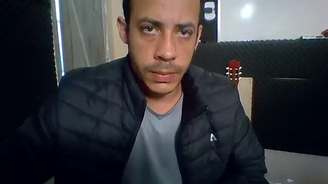 Snapshot of MachoScorpionCaralho chatting on July 2026 12:55:01 PM MachoScorpionCaralho online show from July 2026 12:55:01 PM