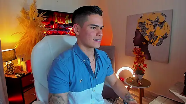 Matias Murrier online show from February 2025 03:08:01 PM