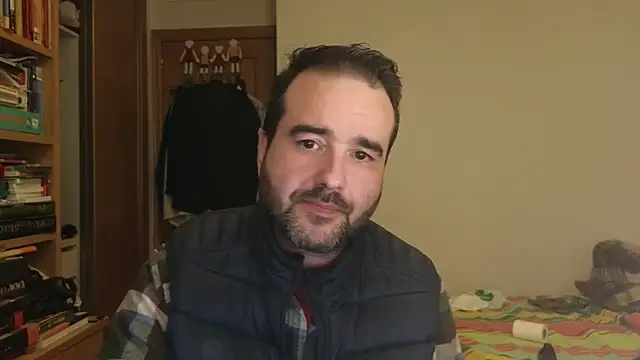 curiosillo83 online show from November 2025 03:45:02 PM