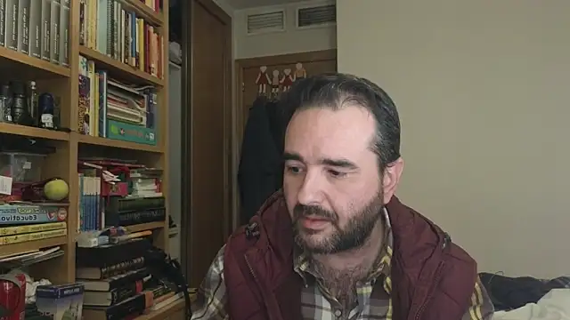 curiosillo83 online show from November 2025 08:19:02 PM