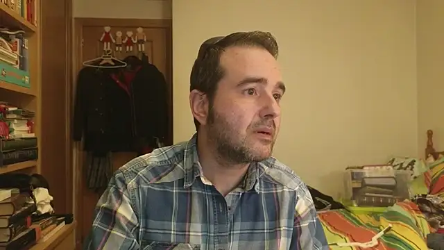 curiosillo83 online show from May 2026 02:12:01 PM