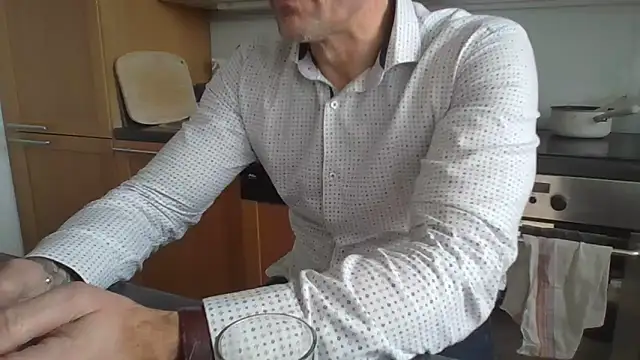 jouet75 online show from March 2026 12:53:01 PM