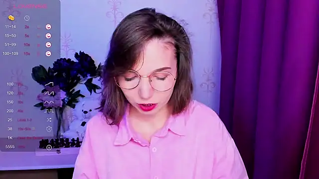 KindHazelHere  online show from February 2026 09:14:01 AM