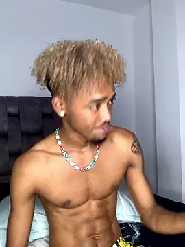 Snapshot of matatanlove chatting on December 2024 11:07:01 PM matatanlove online show from December 2024 11:07:01 PM