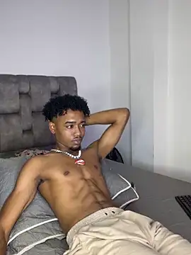 Snapshot of matatanlove chatting on December 2024 04:51:02 AM matatanlove online show from December 2024 04:51:02 AM