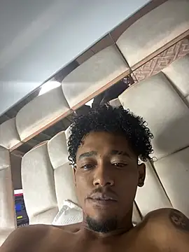 Snapshot of matatanlove chatting on February 2025 10:13:01 PM matatanlove online show from February 2025 10:13:01 PM