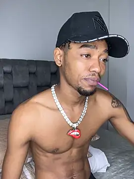 Snapshot of matatanlove chatting on February 2025 05:29:01 AM matatanlove online show from February 2025 05:29:01 AM