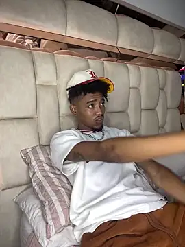 Snapshot of matatanlove chatting on February 2025 11:45:01 PM matatanlove online show from February 2025 11:45:01 PM