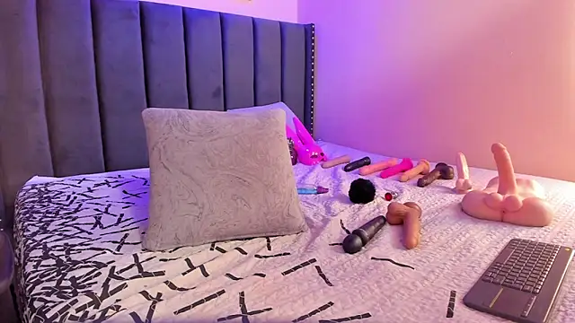 ashlye miller  online show from March 2025 07:20:02 AM