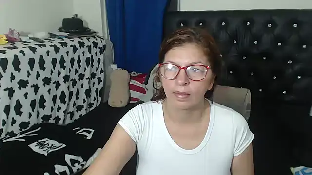 Snapshot of jellyfishhot chatting on February 2026 11:01:01 PM jellyfishhot online show from February 2026 11:01:01 PM