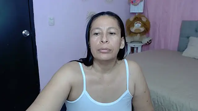 mature martina online show from October 2025 10:23:02 AM