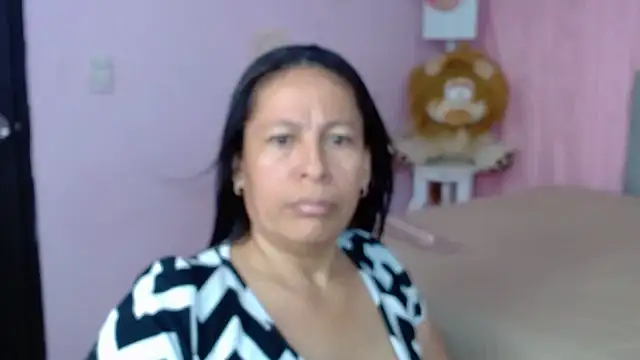 mature martina online show from October 2025 09:15:01 PM