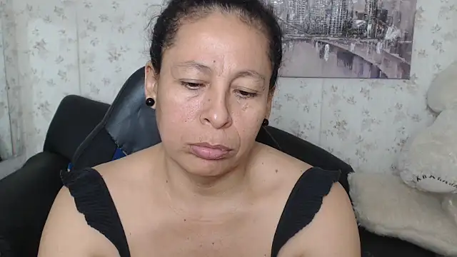 Snapshot of mature_martina chatting on June 2026 09:21:01 AM mature martina online show from June 2026 09:21:01 AM