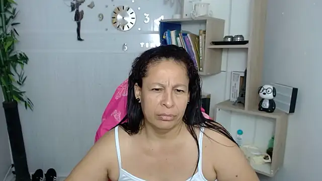 Snapshot of mature_martina chatting on July 2026 09:02:01 AM mature martina online show from July 2026 09:02:01 AM