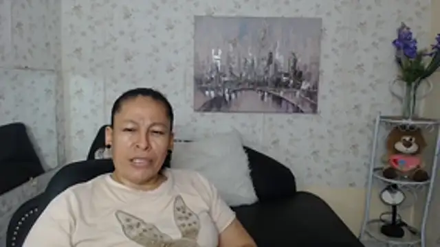 Snapshot of mature_martina chatting on July 2026 10:25:02 PM mature martina online show from July 2026 10:25:02 PM