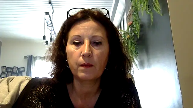 feline27 online show from November 2025 11:20:01 AM