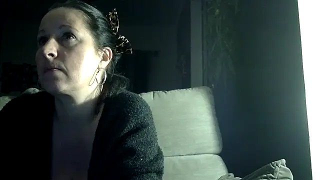 feline27 online show from January 2026 08:58:01 PM